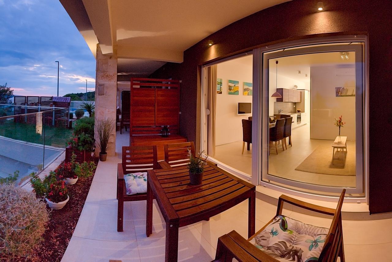 Luxury Apartments Jolara Mimice Exterior foto